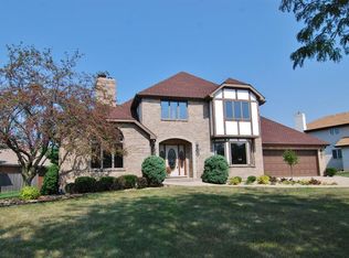 7248 Southwick Dr, Frankfort, IL 60423