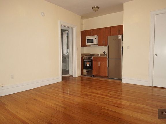 2nd image of 615 W 162nd St #3
