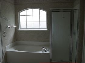 5th image of 4102 Moss Hollow Dr