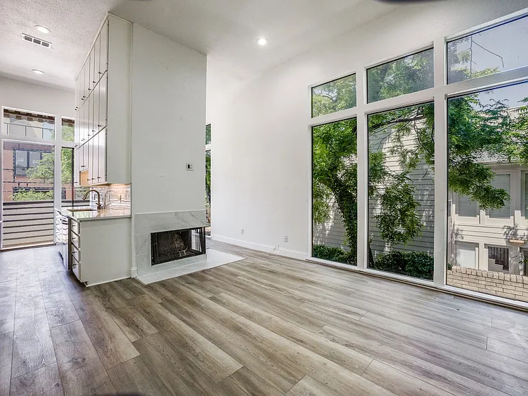 3610 Routh St — Photo 33