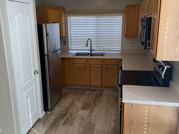 3rd image of 7525 E Nido Ave