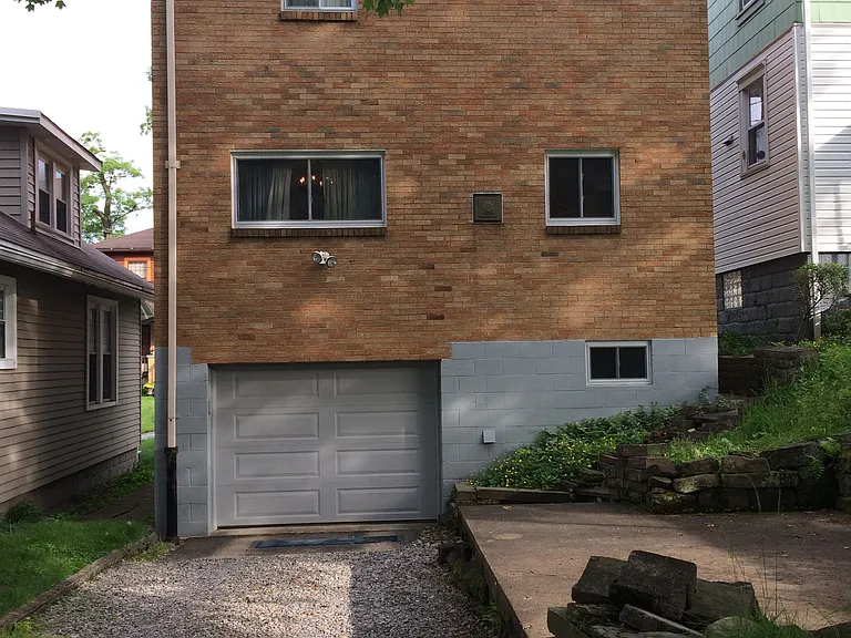 84 Georgetown Ave — Photo 9