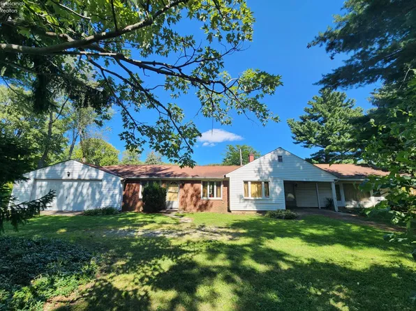 969 Vermilion Rd, Vermilion, OH 44089