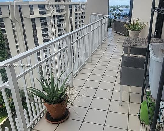 3rd image of 2000 Towerside Ter Floor Ts1