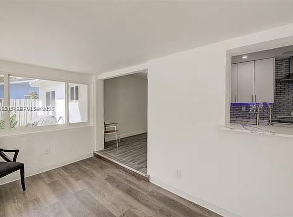 4th image of 638 SW 5th Ave