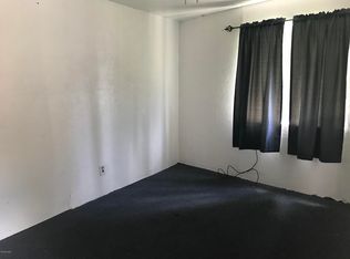 39 Navajo Way, Nogales, AZ 85621