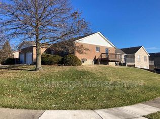 462 Oxford Dr, Lebanon, OH 45036