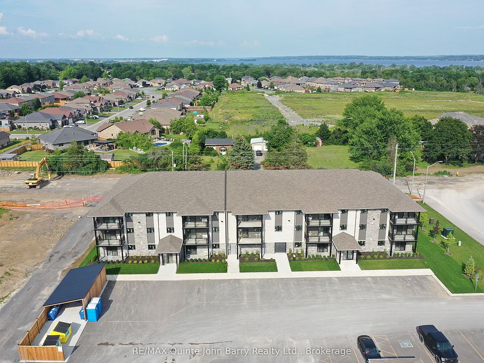 1st image of 10 Hillside Meadow Dr #101