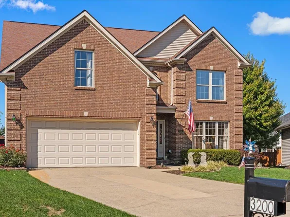 3200 Winged Foot Cir, Lexington, KY 40509