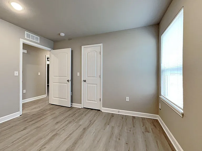 8111 SW 3rd St — Photo 12