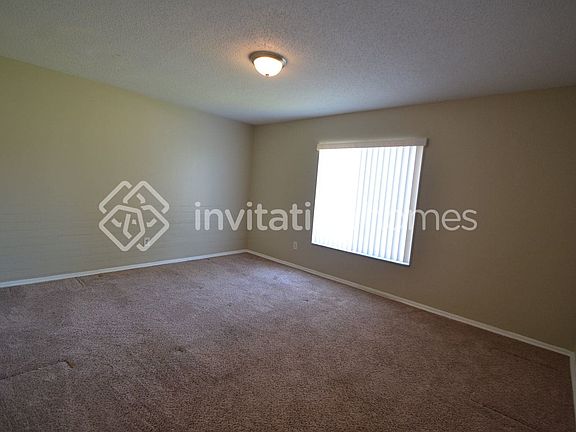4th image of 2628 Camomile Dr