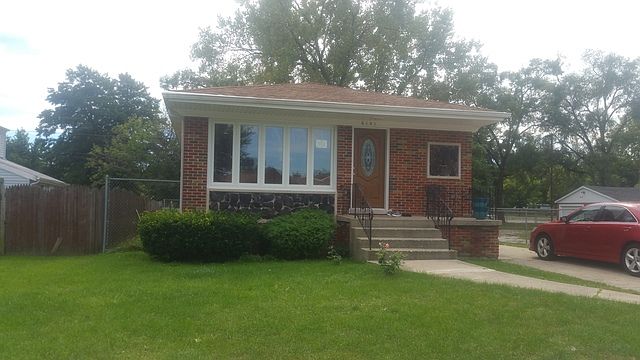 1st image of 6141 W 99th St