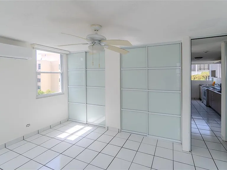 50 Taft #7A — Photo 16