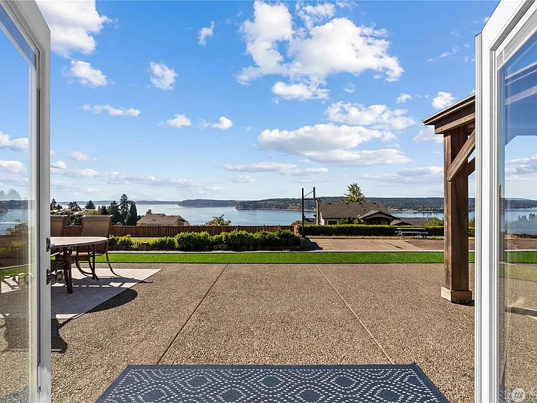 3616 Tahoma Pl W — Photo 26