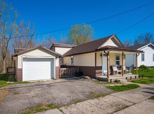 54 Commerce St, Lockbourne, OH 43137