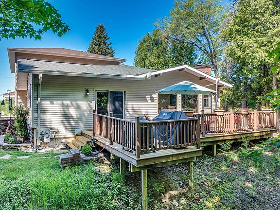 4th image of 11446 Barnes Rd