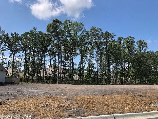 1st image of 101 Hallen Ln