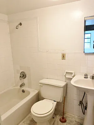 Rented by Best Apartments North Inc | media 25