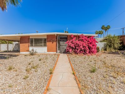 7427 E Juarez St, Tucson, AZ, 85710