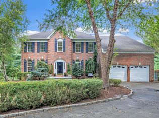 159 Blue Bell Ln, Fairfield, CT 06824