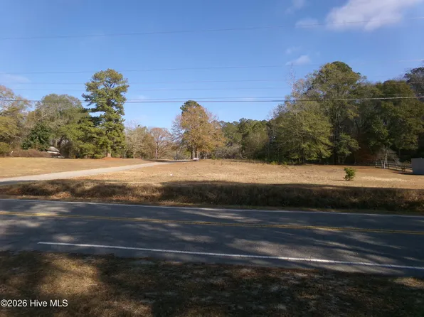 605 Howard Street, Elizabethtown, NC 28337