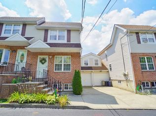 304 Huguenot Ave, Staten Island, NY 10312