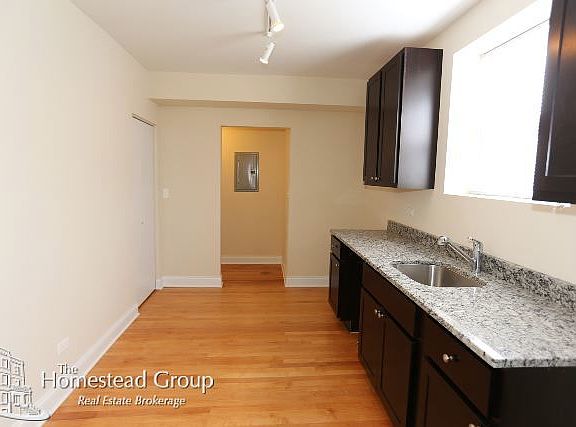 4th image of 2510 W North Shore Ave #01
