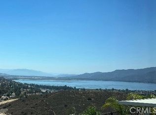 4062 Tamarind Rdg, Lake Elsinore, CA 92530