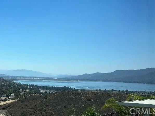 4062 Tamarind Rdg, Lake Elsinore, CA 92530