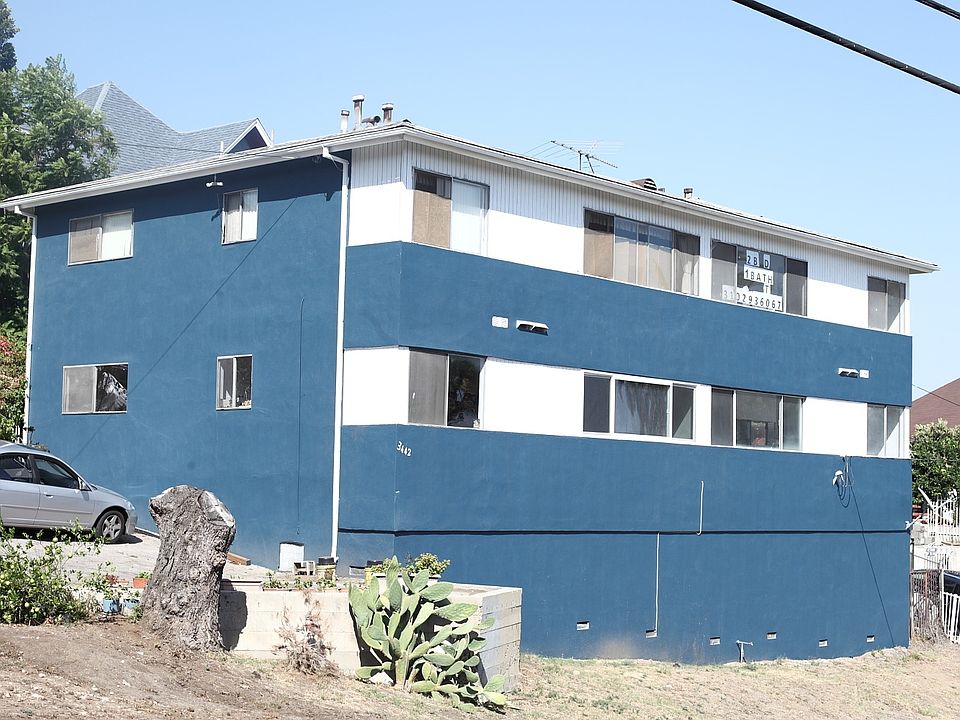 1st image of 3442 Glenalbyn Dr APT 4
