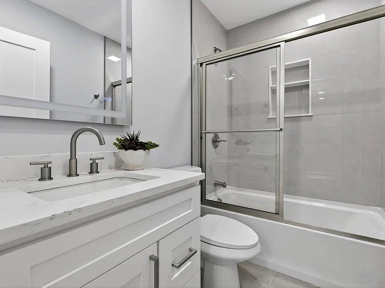 72 Westborough Rd #1 — Photo 20