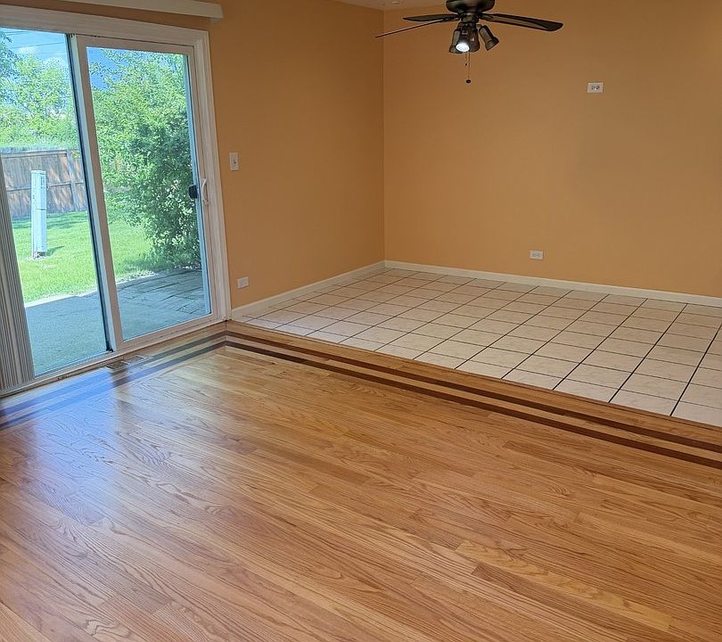 2nd image of 1318 Sunset Dr