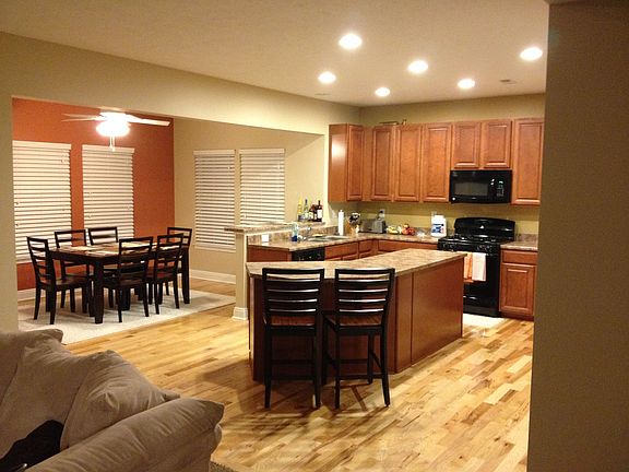 3rd image of 1033 Slate Dr