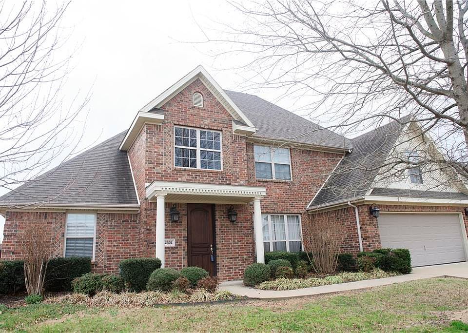 1st image of 2302 N Thistle Dr