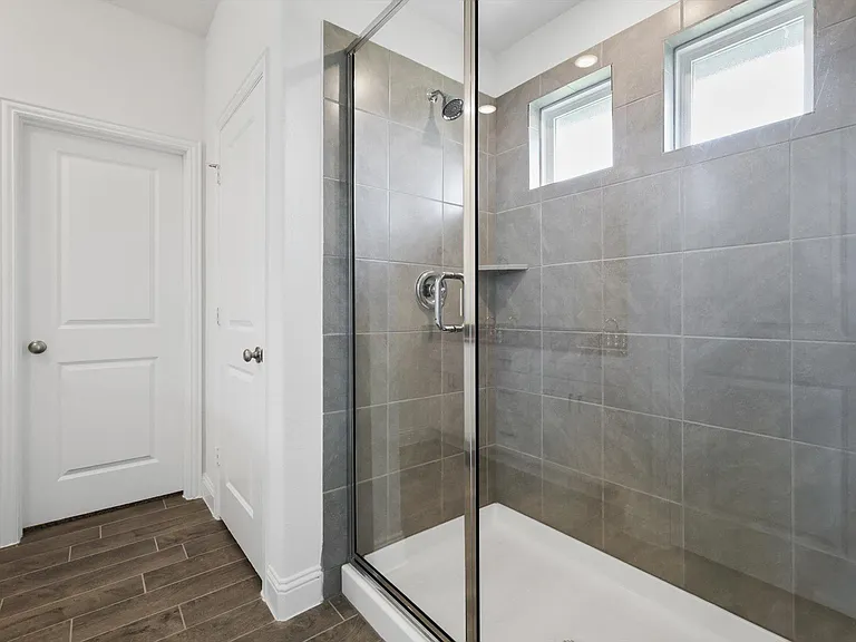 517 Amenduni Ln — Photo 21