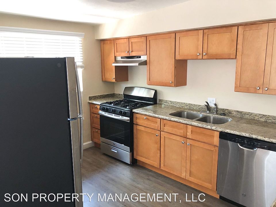 1st image of 3805 E 5th St APT 17