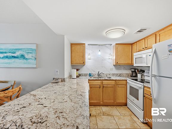 4th image of 427 E Beach Blvd #665