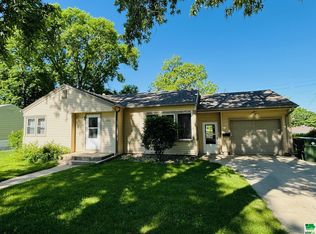 2805 S Coral St, Sioux City, IA 51106