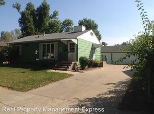 233 E Pam Rd, Sioux Falls, SD 57105