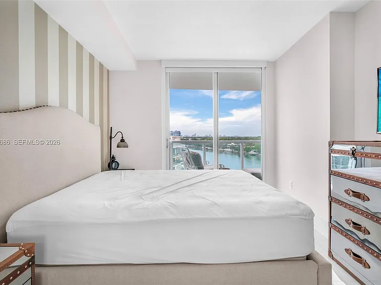 6700 Indian Creek Dr #904 — Photo 16