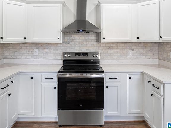 5th image of 1500 31st St