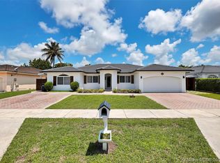 15355 SW 168th Ter, Miami, FL 33187