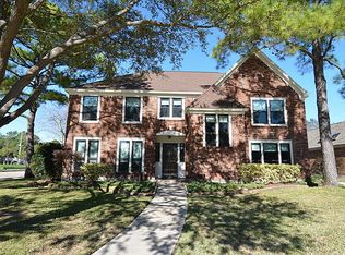 16234 Rainbow Lake Rd, Houston, TX 77095