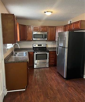 3rd image of 6714 Mather Dr