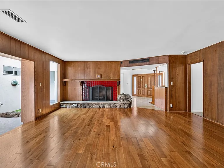 10401 Wystone Ave — Photo 24