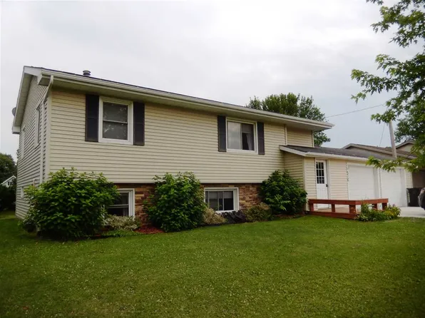 310 E Burger St, Hawkeye, IA 52147