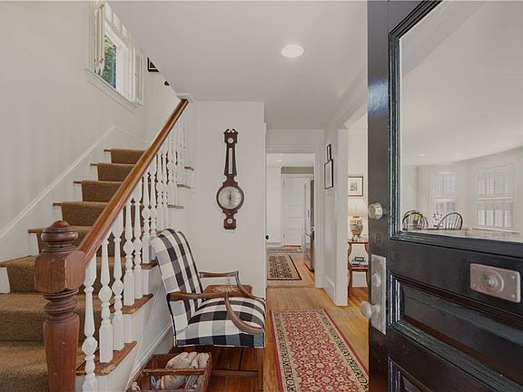 4th image of 83 Malbone Rd