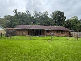 2nd image of 351 River Rd