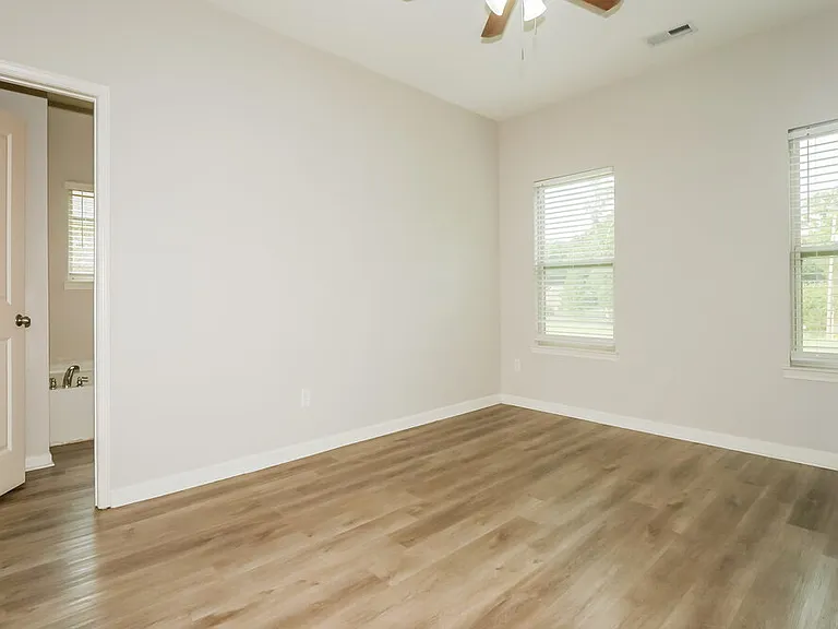 445 Beau Tisdale Dr — Photo 7