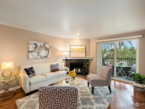 726 Kirkland Circle #C304, Kirkland, WA 98033